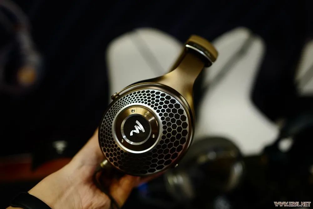 展商如何布展，才能让展位人气显得特别旺？成都国际耳机展大报道