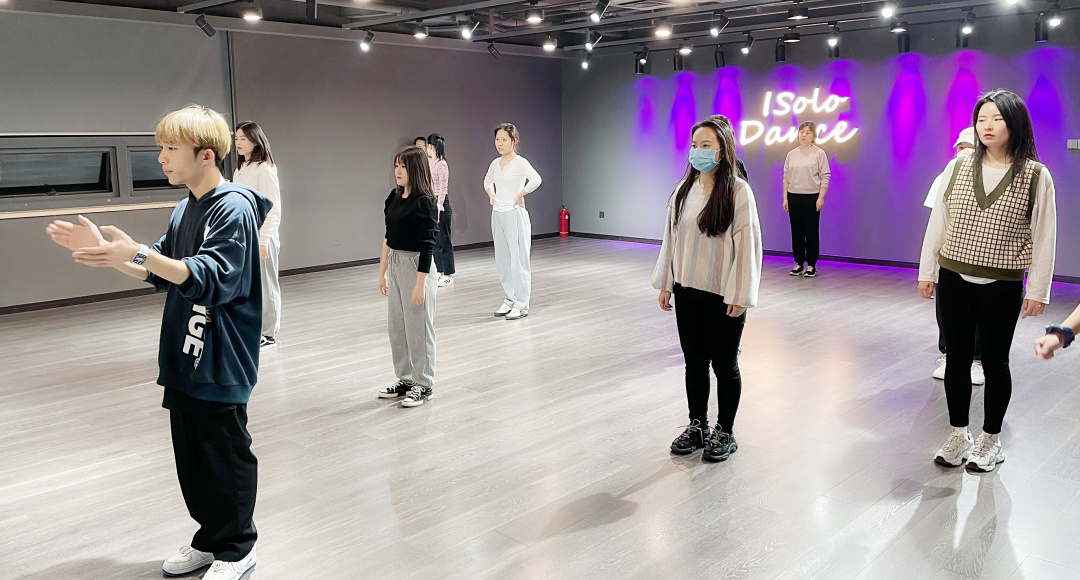 练舞蹈肌肉拉伤如何快速恢复,肌肉拉伤适合练习舞蹈吗