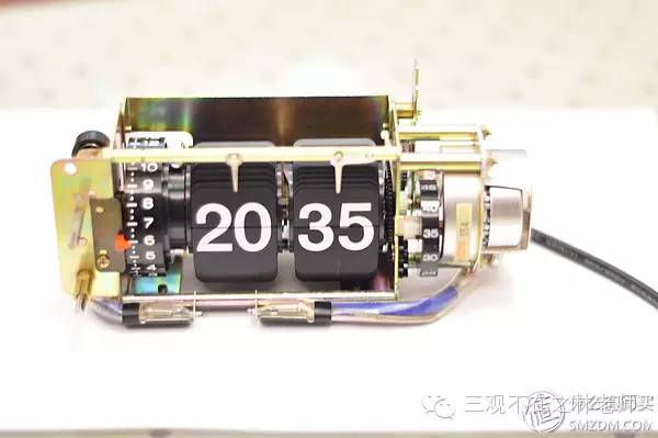 复古翻页钟和机械定时器,复古翻页钟机械定时器