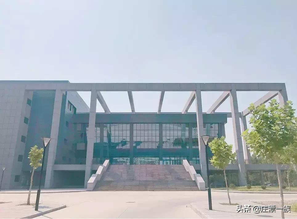 朝气蓬勃的石家庄学院来了,请多多指教