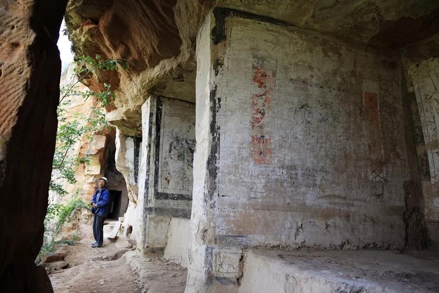 泾川罗汉洞书记,泾川罗汉洞坡传说