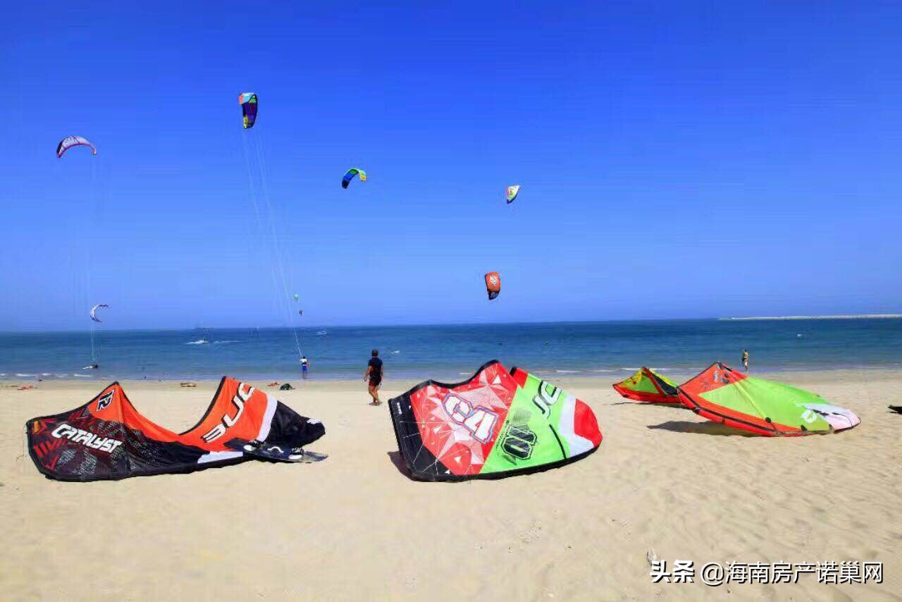 琼海与三亚哪个更宜居,琼海融创博鳌金湾怎么样