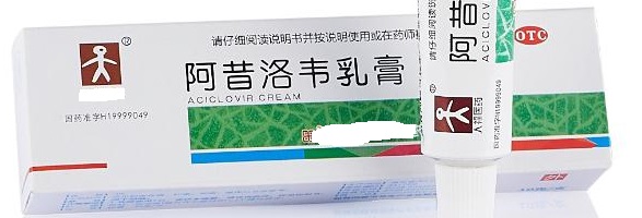 像老年斑一样的扁平疣怎么治,像斑一样的扁平疣