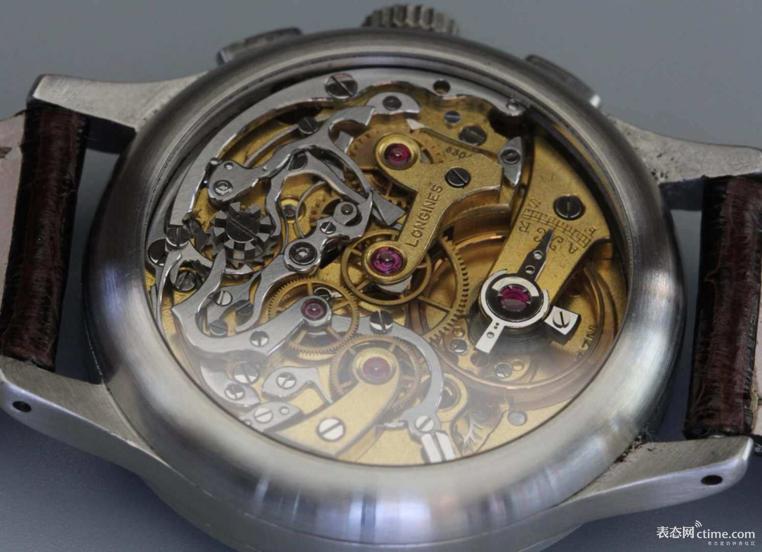 浪琴30l古董手表多少钱,30万的浪琴