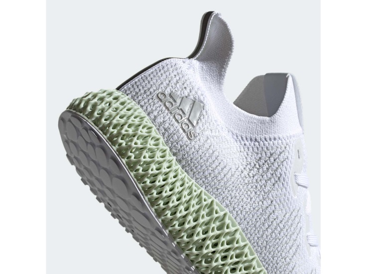 阿迪达斯3d打印鞋白色搭配,阿迪达斯3d打印鞋和耐克对比