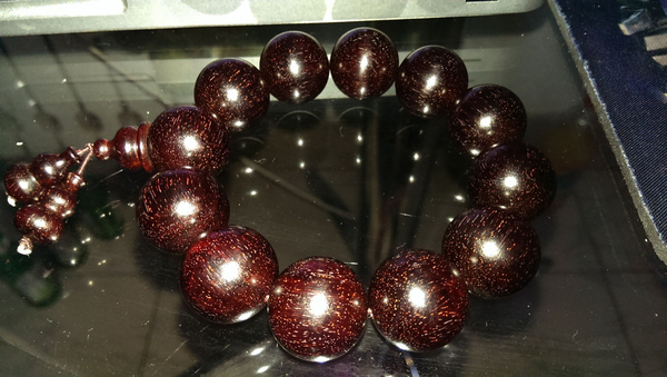 真正的小叶紫檀会掉色吗,正宗小叶紫檀会掉色吗