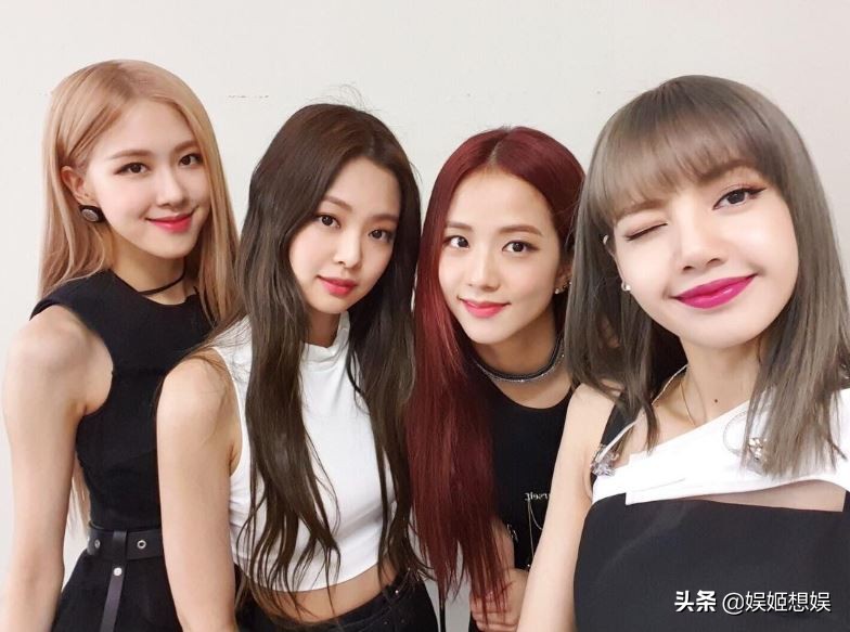 Lisa、Jisoo带同款闺蜜腕表，网友一查天价名牌货，真不是一般人!