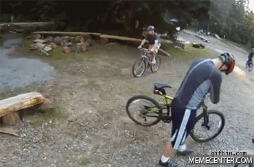 足球十大最搞笑瞬间图,足球搞笑庆祝动作gif