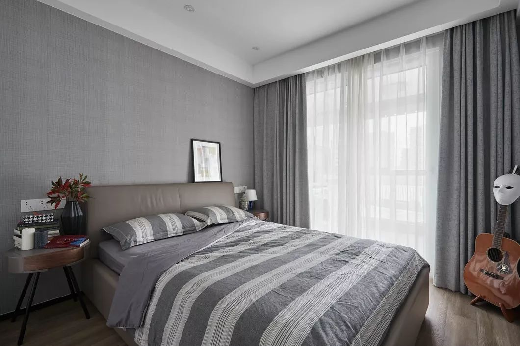 烟粉高级灰撩人的轻熟风,设计高级灰烟粉撩人轻熟风