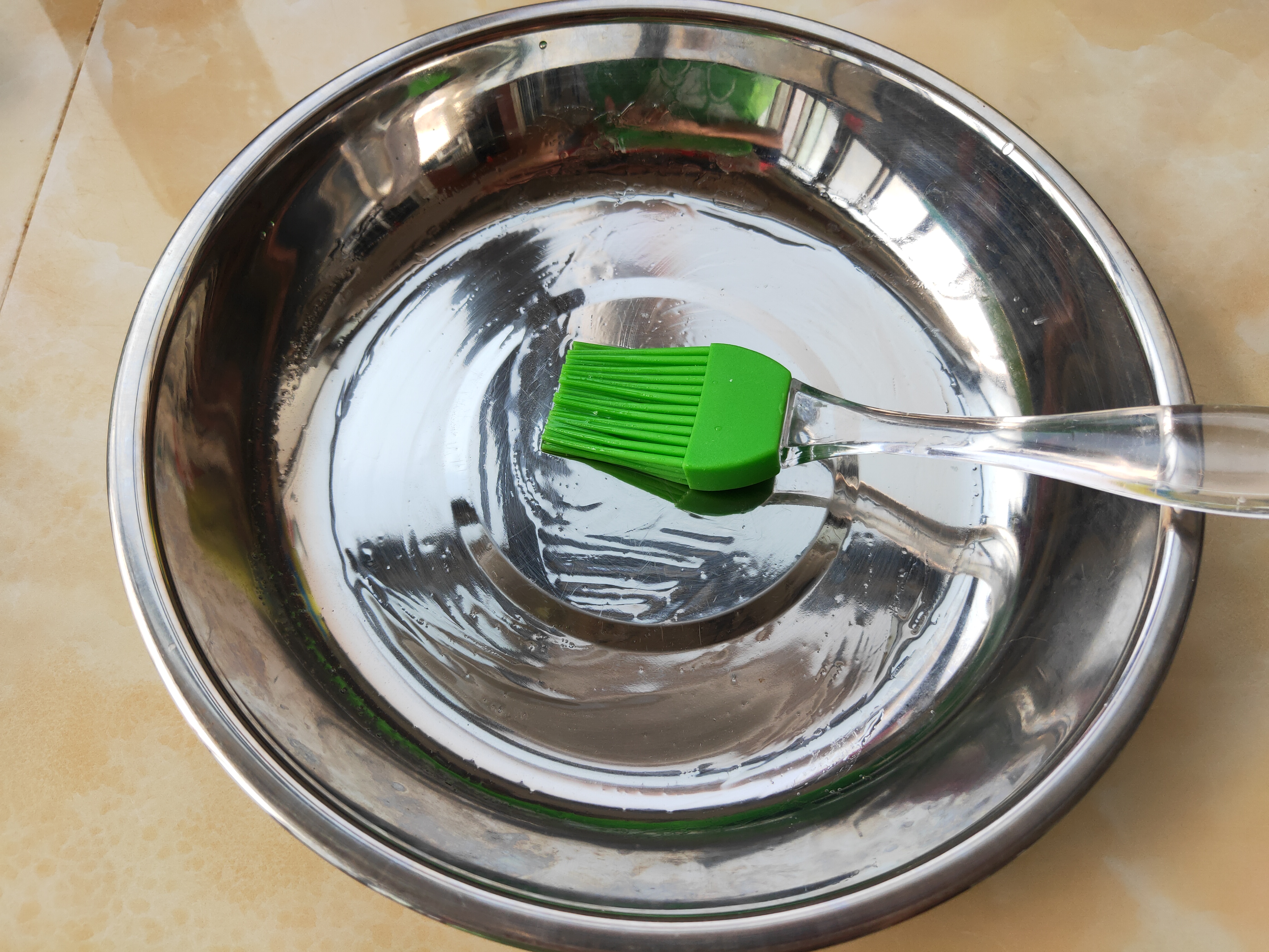 何炅教做酸奶蛋糕用什么面粉,何炅版酸奶蛋糕你学会了么