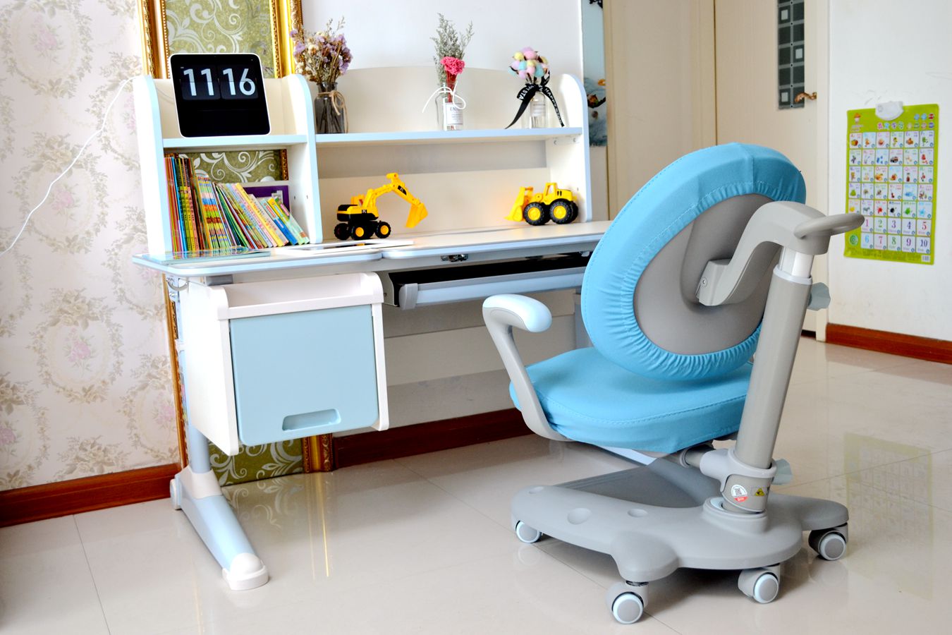 神器学习用品,专业学习桌椅是否鸡肋