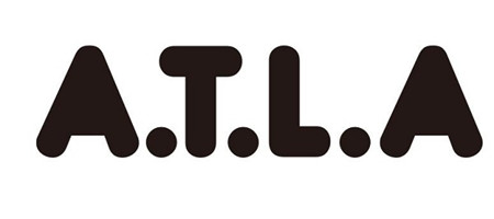 杨幂街拍香奈儿金色包包,杨幂街拍女王