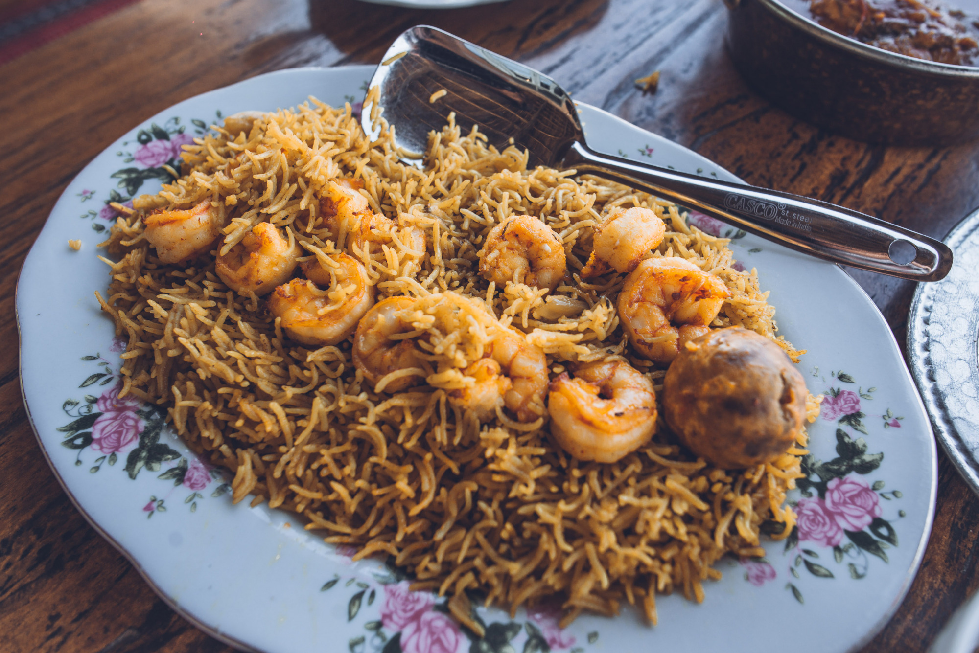 迪拜这个地方，汇集了世界各地的香料和黄金，是当地人的珍宝之城