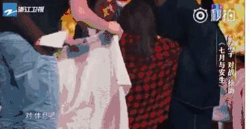 吴谨言蝎子拍戏视频,吴谨言拍戏放蝎子