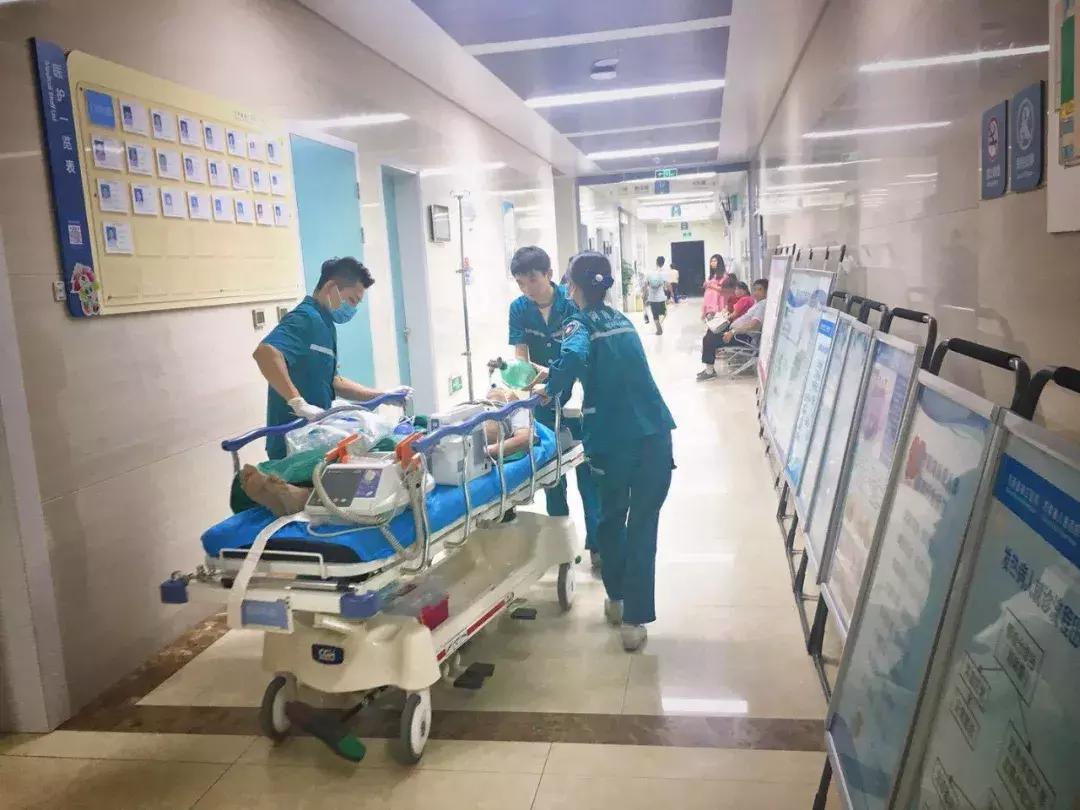 老人极度心跳过速还能活多久,老人心跳过快应急处理