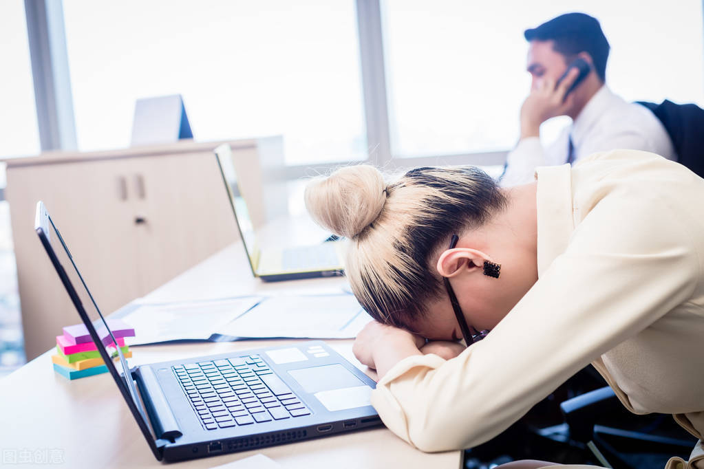 吃完饭就犯困是怎么事？午睡时间该如何安排？