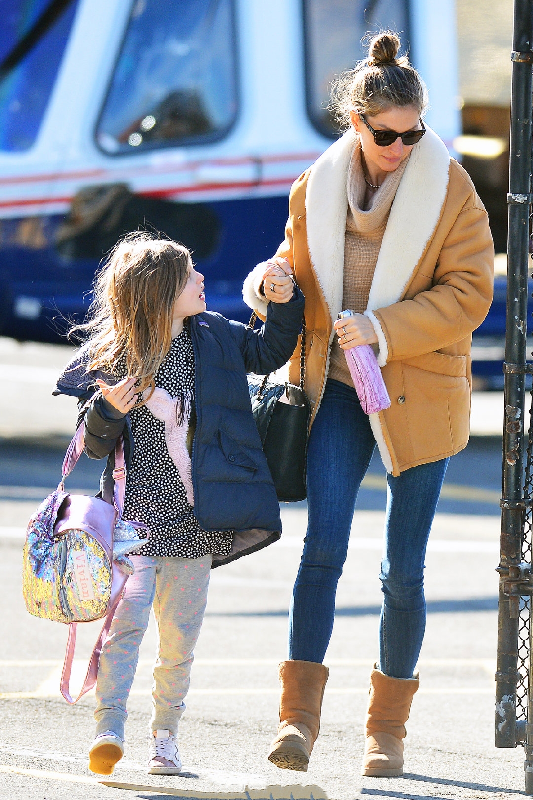 吉赛尔邦辰巅峰期走秀,吉赛尔邦辰走秀泳衣