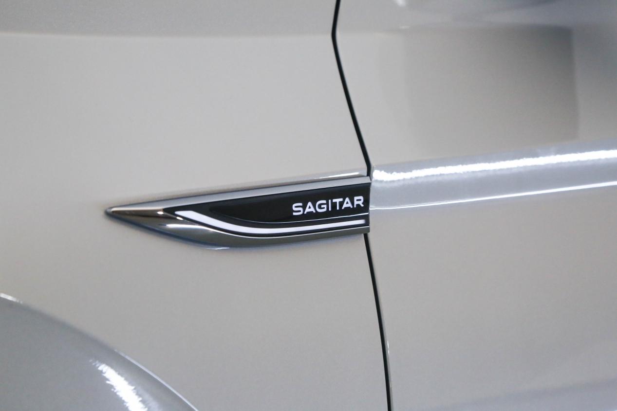 轿车大众速腾,大众紧凑型轿车速腾