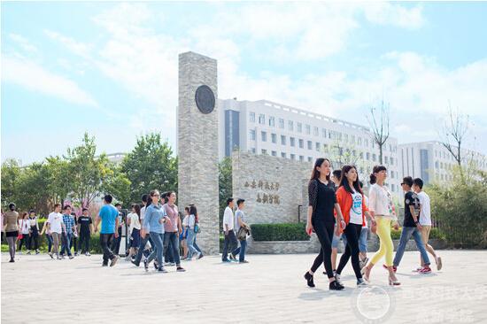 西安第一批放假的8所高校,西安高校封校