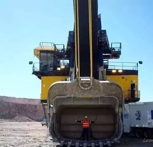 足以震惊世界的八个超级工程,世界十大巨无霸工程机械