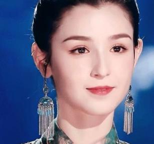 哈妮克孜与陈赫关系,哈妮克孜与陈赫什么关系