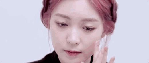 妆前乳的正确步骤图解大全,化妆前的护肤步骤不卡粉