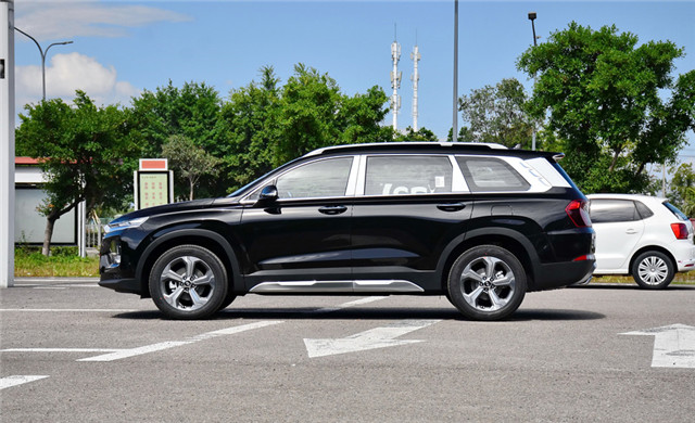 2020现代胜达6座版用车体会,胜达2017款2.0t自动两驱智能型7座