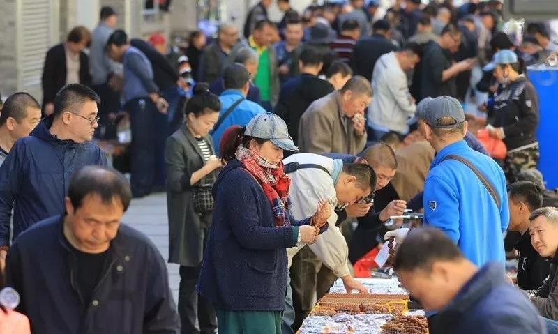 皇寺古玩市场,古玩市场老物件漆器