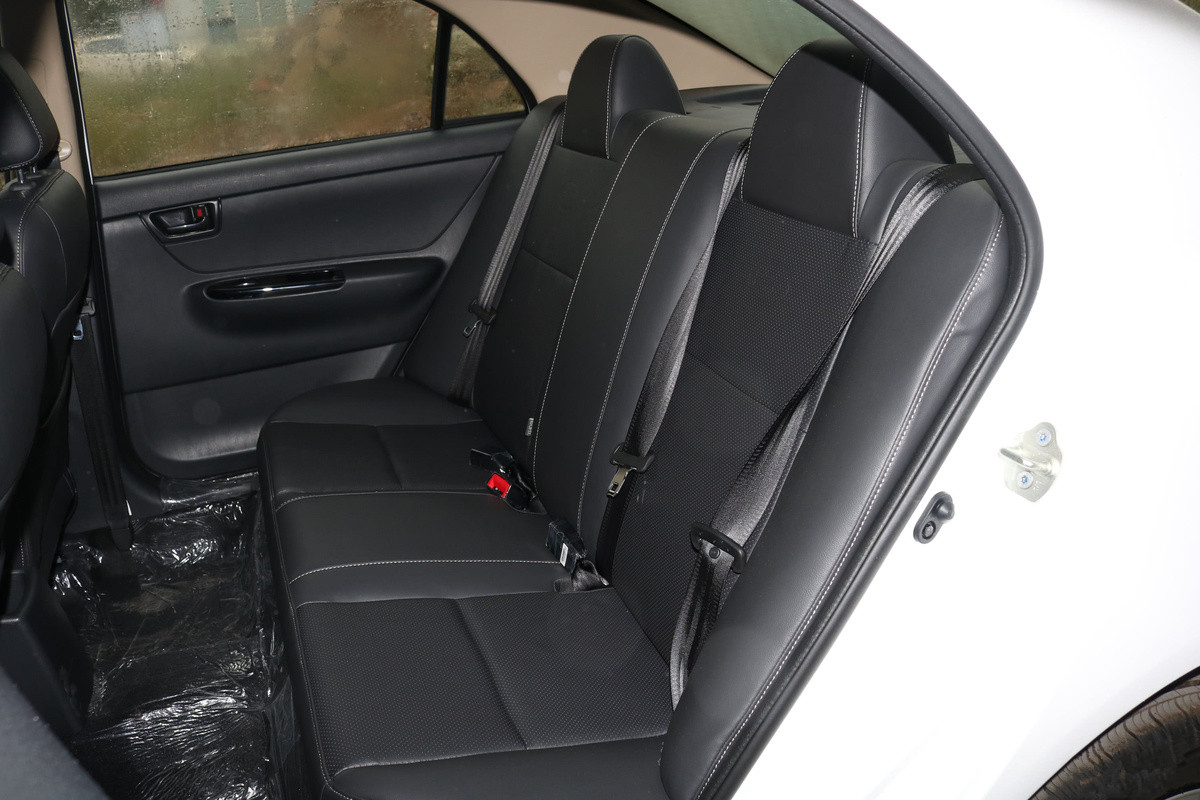 4万多元比亚迪F3手动经典版,4万元的比亚迪f3