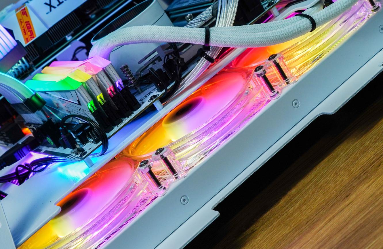 鞋盒可以当机箱么,鞋盒当电脑机箱