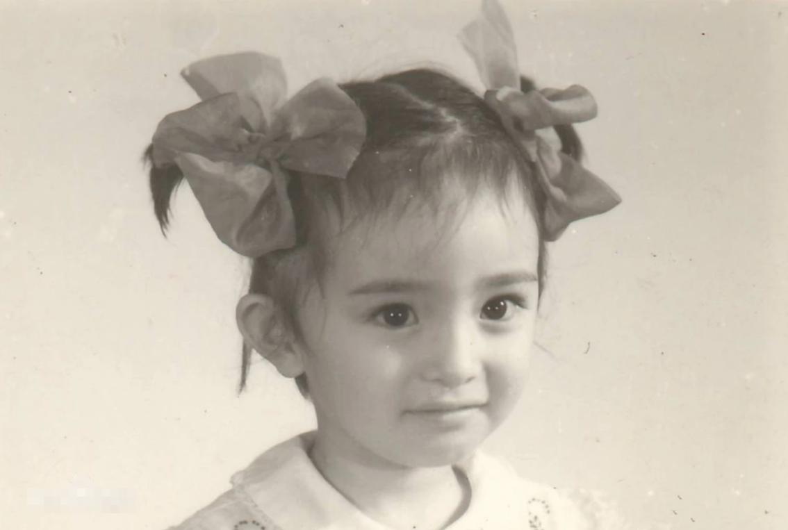 杨幂把自己捧成资本家,杨幂算资本家吗