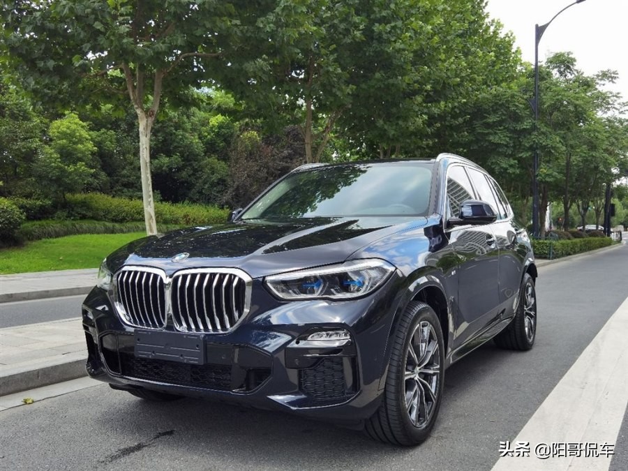 开完宝马x5再不开奔驰gle,开完gle后喜欢开gl8