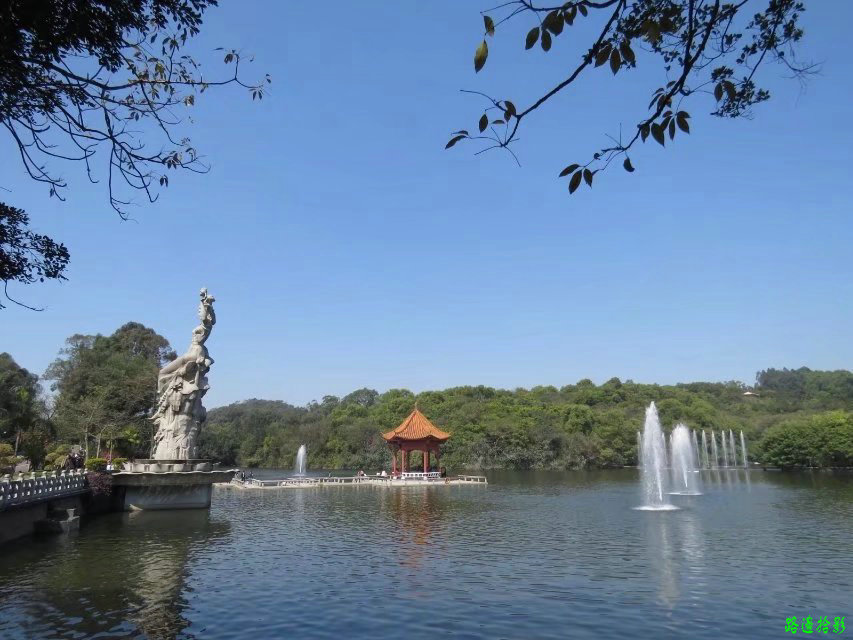 广州莲花山景点,岭南莲花山全景