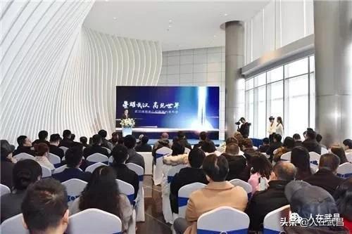 武汉绿地中心大厦最初效果图,武汉绿地中心高楼实拍风景