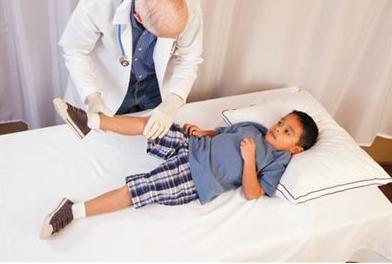 六岁的小孩说腰疼腿疼怎么回事,6岁孩子说腰疼怎么回事