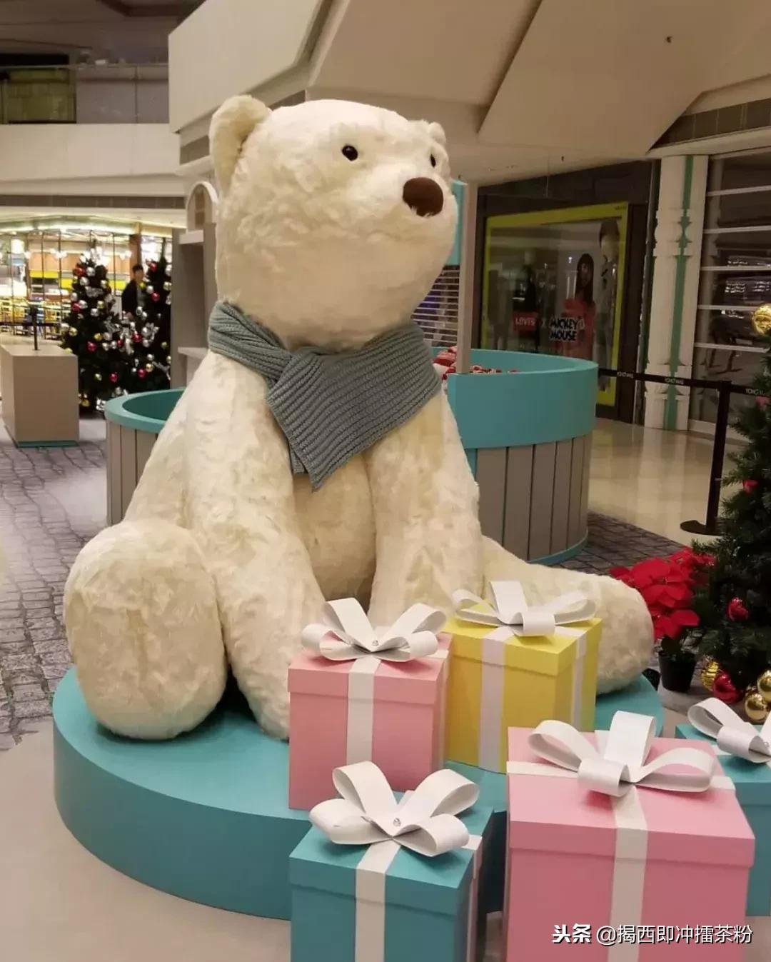 过分美丽！圣诞灯饰点亮香港：泰迪熊、比卡超、布丁狗陪你过圣诞