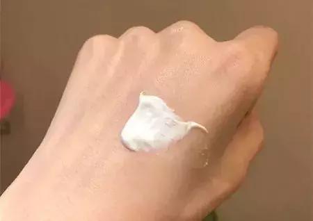 国货面霜保湿滋润秋冬平价,面霜油皮秋冬平价