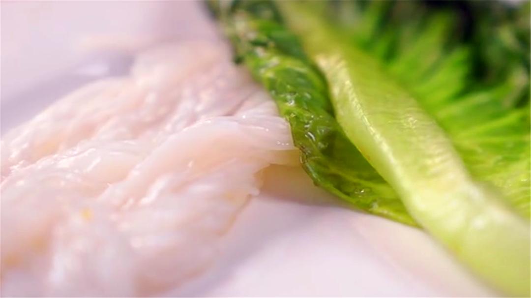 璐靛窞灏忓摜鑲犵矇,璐靛窞灏忎紮绗竴娆″悆鑲犵矇