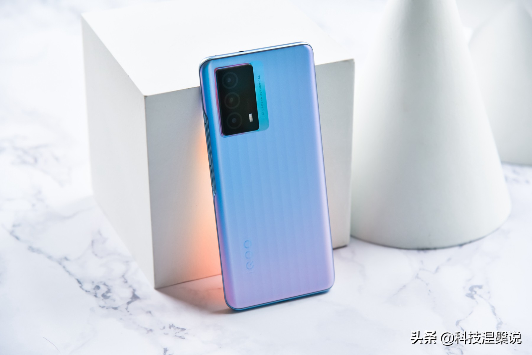 iqooz5手机怎么样值得买吗,刚出的iqooz5值不值得买