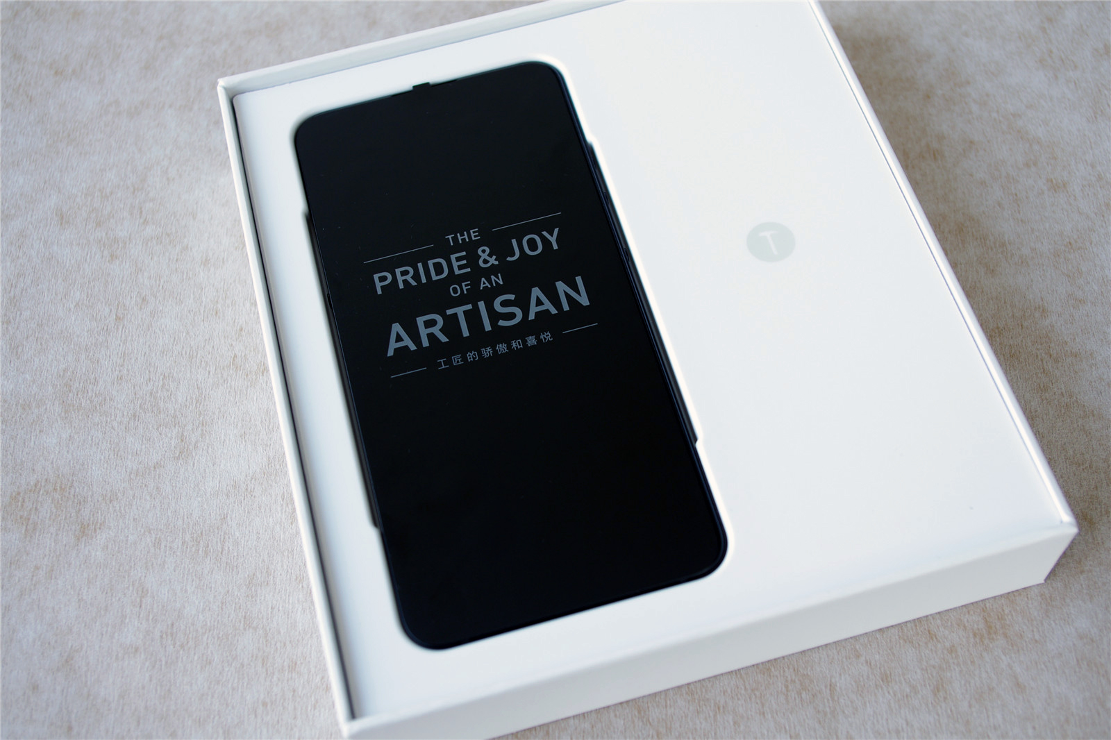 姗姗来迟坚果pro3极简评测,坚果pro3开不了机