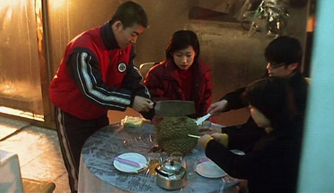 一天接20个客人，这部电影真实记录，下海女孩的心酸