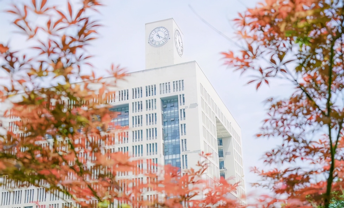 90后女大学生入职联想，半年完成400万企业级任务，成为区域大客户经理