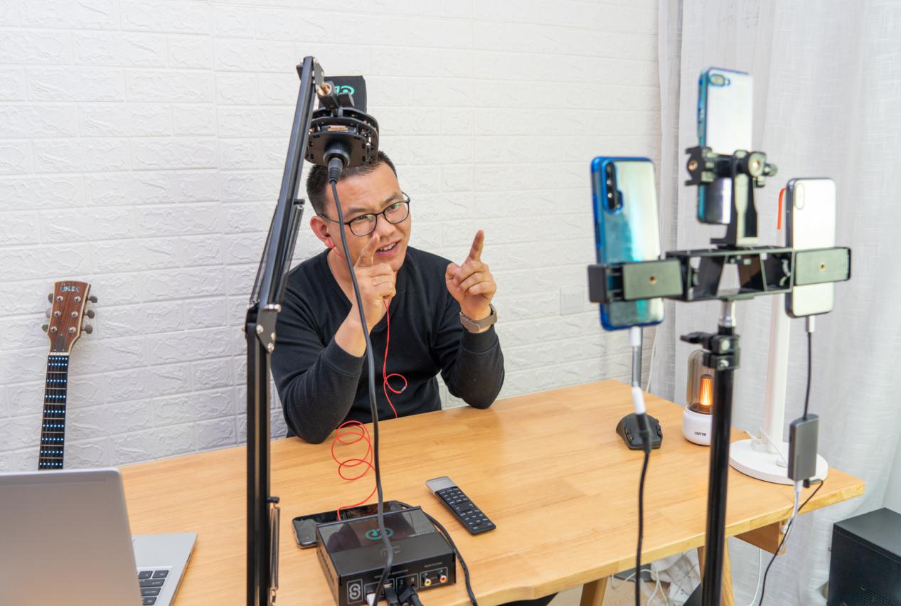 别说学不会,手把手教你直播当UP!