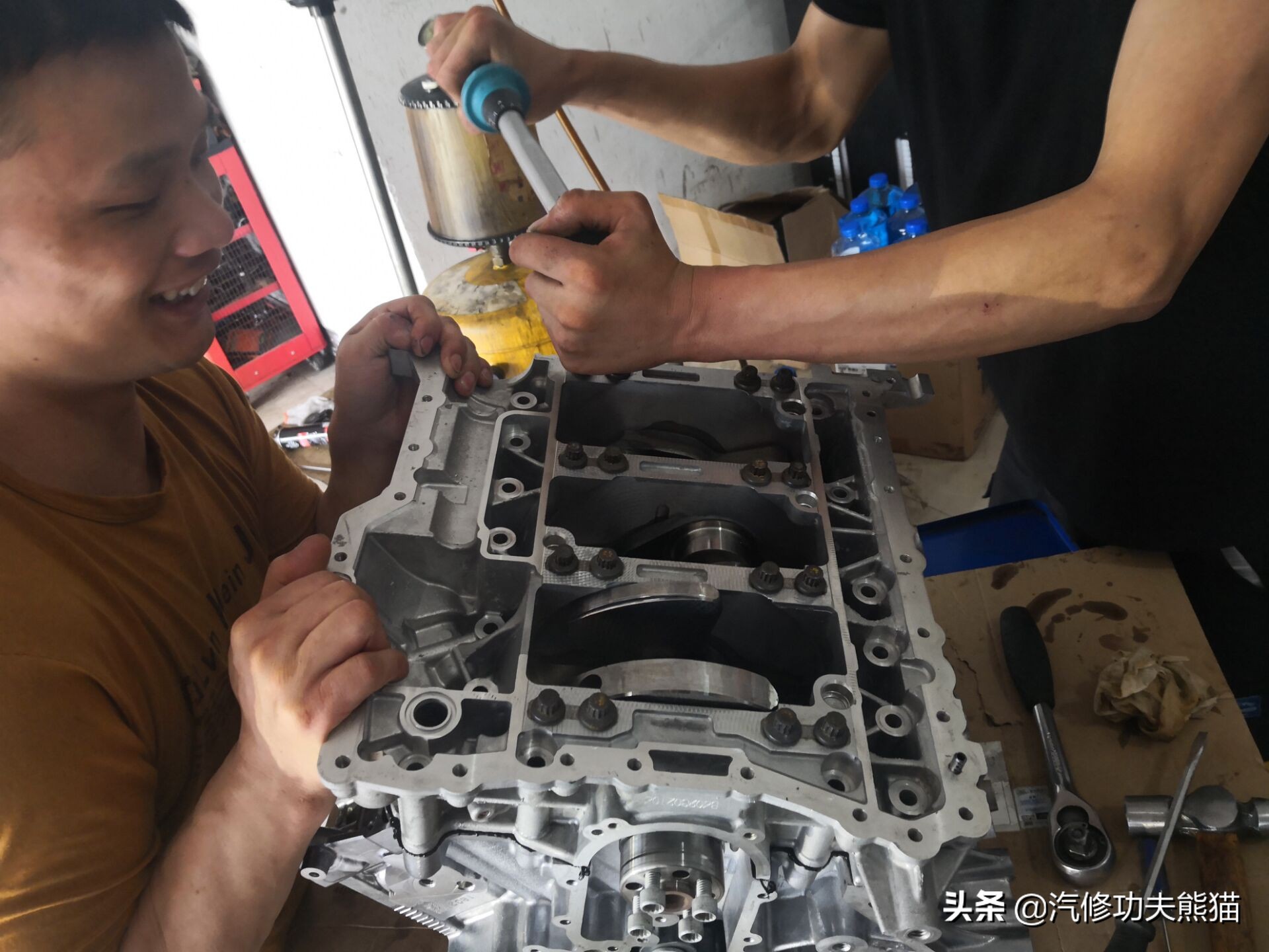 老款奥迪a6l烧机油的车型,最新款奥迪a6l质量怎么样烧机油吗