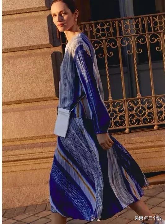 今年流行的裙子不穿高跟鞋,今年流行时髦的裙子冬天穿的