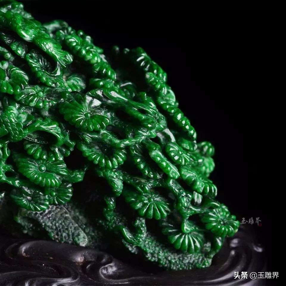 帝王绿满绿翡翠摆件,天然满绿翡翠摆件图