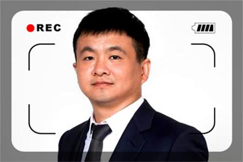 从分类信息到汽车交易，从二手车到新车，他不断创造着互联网神话