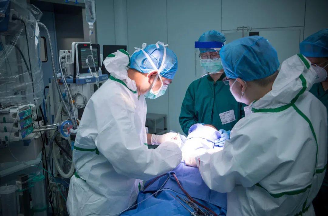 命悬一线，紧急救援！前海人寿广州总医院成功开展气管切开手术