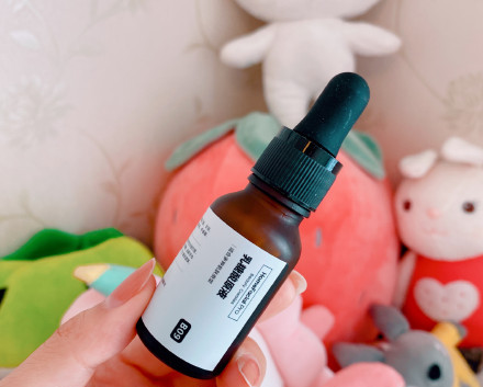 肌肤原液要选专业的，HFP当家原液产品，祛痘美白抗氧化一步到位