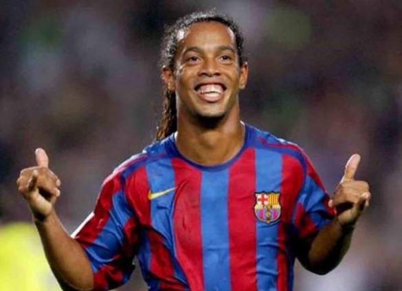 世界足坛公认的十位足球运动员,世界足坛史上十大足球巨星